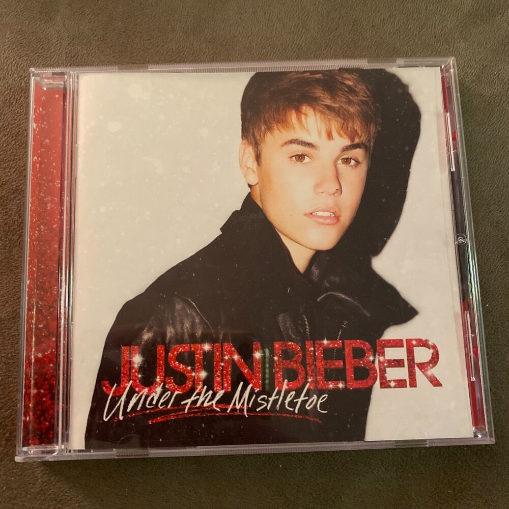 Justin Bieber Under the Mistletoe Christmas Album 2011 CD